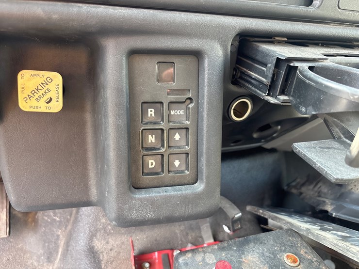 2004-ford-f750-image-22