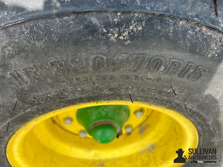 2021-john-deere-2660vt-image-10