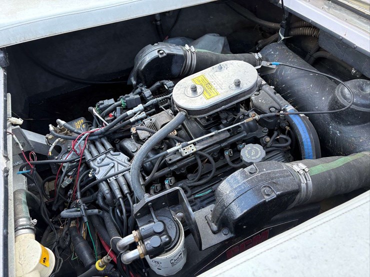2002-smoke-craft-super-air-nautique-boat-image-10