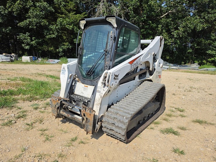 2020-bobcat-t770-image-1