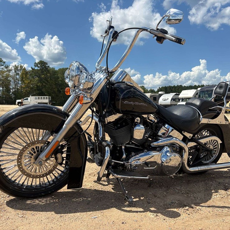 2016 Harley Davidson Softail Deluxe (8,546 Miles)