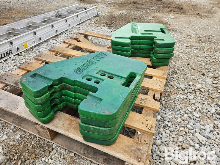 john-deere-suitcase-weights-image-7