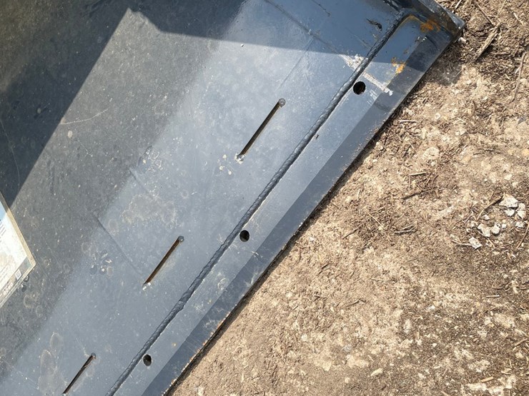 #9816-•-wolverine-70"-bucket-attachment-image-7