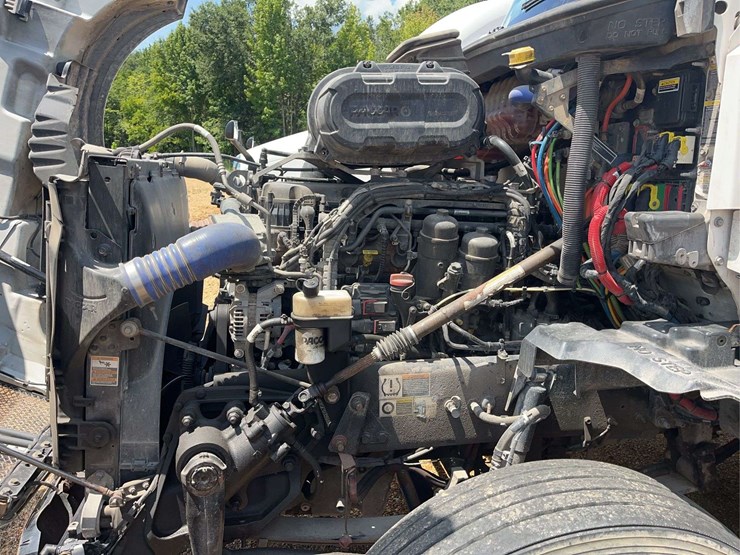 2022-kenworth-t680-image-28