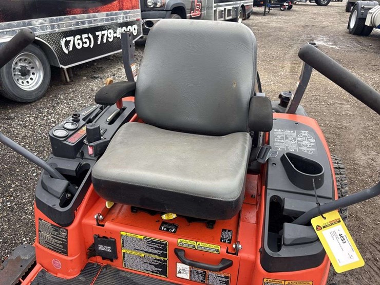 kubota-zd326-image-8