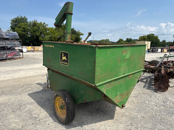 john-deere-100-image-6