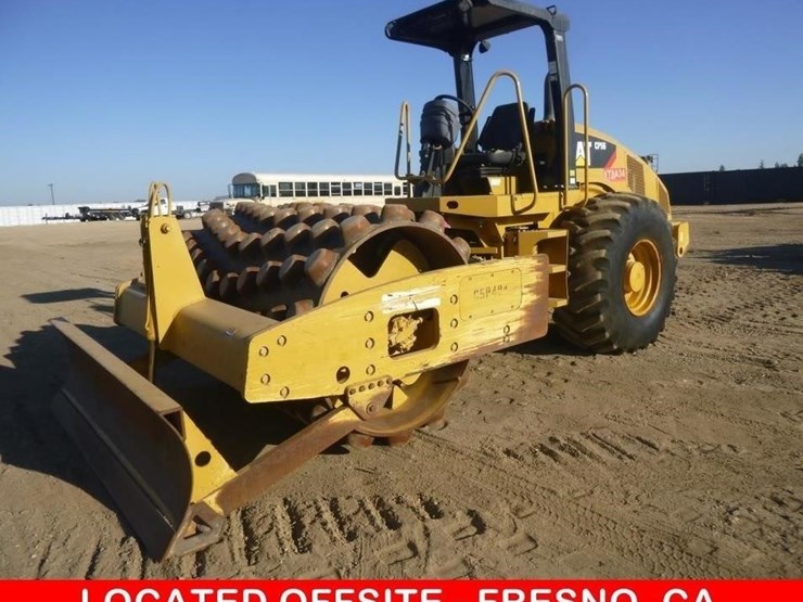 2011-caterpillar-cp56-image-1
