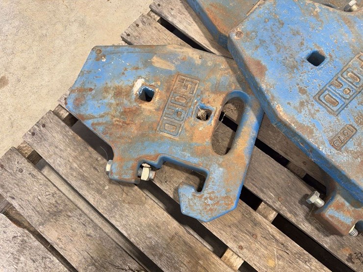 (5)-ford-suitcase-weights-image-2
