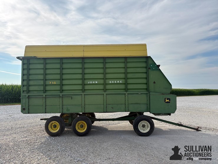 john-deere-716-image-4