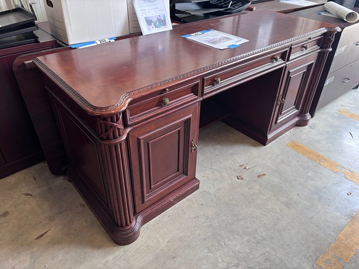 #201-•-wooden-executive-desk-image-2