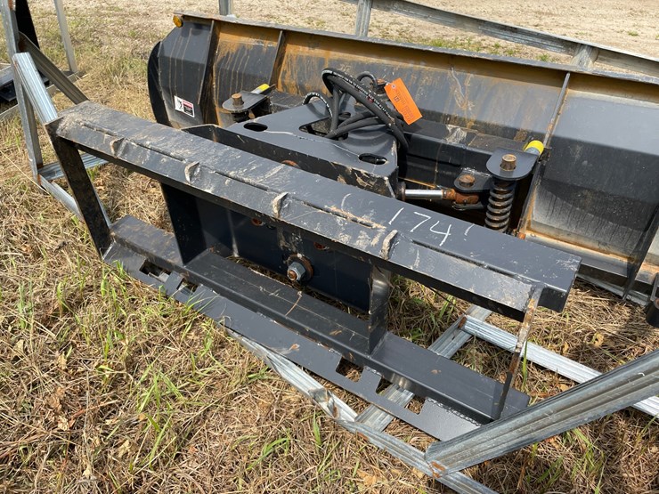 #9765-•-jct-universal-mount-dozer-blade-attachment-image-8