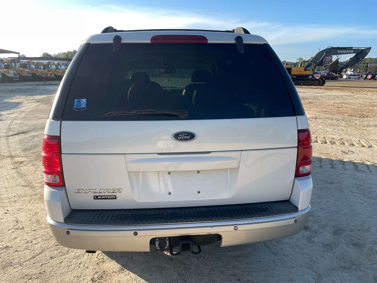 2002-ford-explorer-limited-image-6