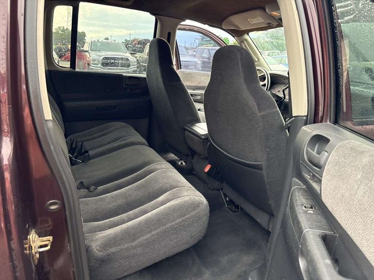 2004-dodge-dakota-image-14