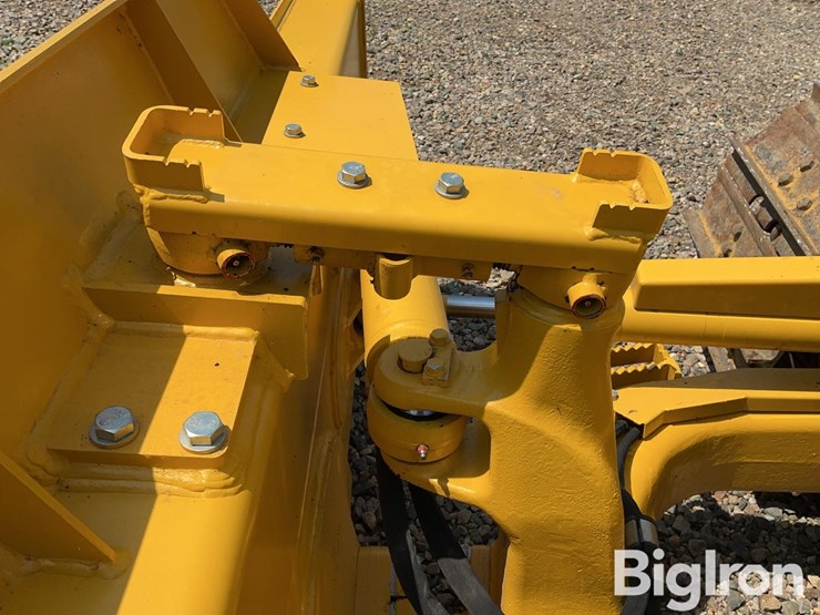 2025-komatsu-d39px-24-image-17