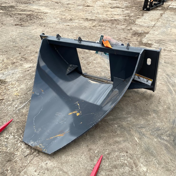 #9798 • Wolverine Skid Steer Tree Digger Attachment