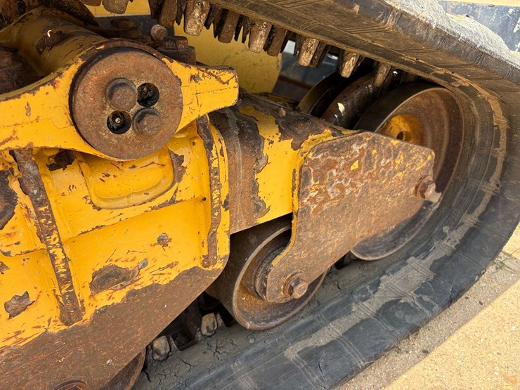 2019-caterpillar-299d2-image-24