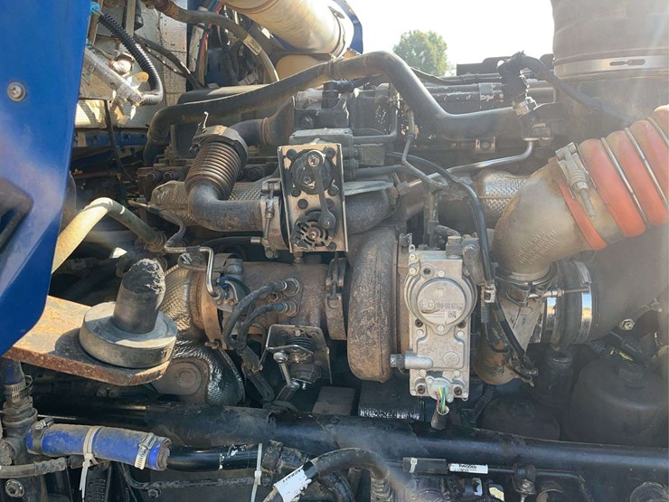 2015-kenworth-w9-series-tractor-truck-image-43