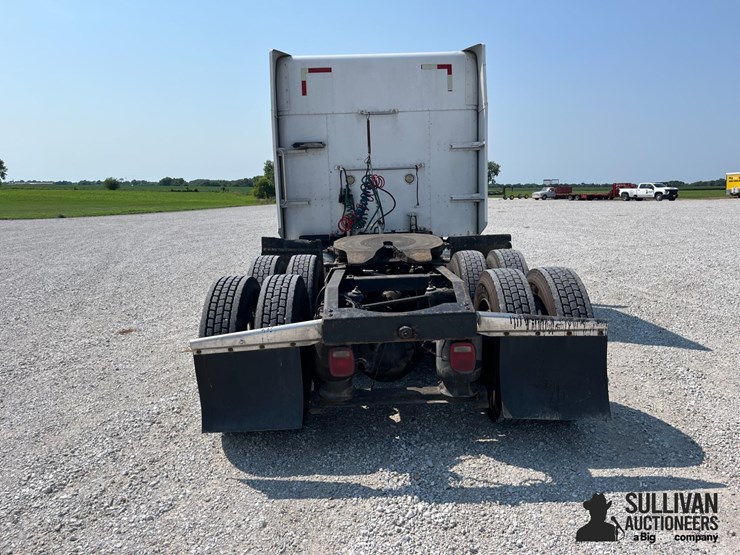 2000-peterbilt-379-image-6
