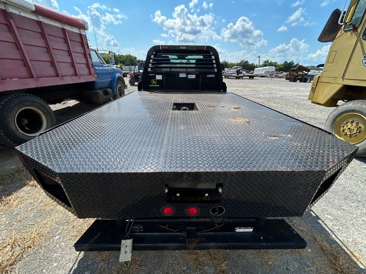 2017-ford-f550-image-5