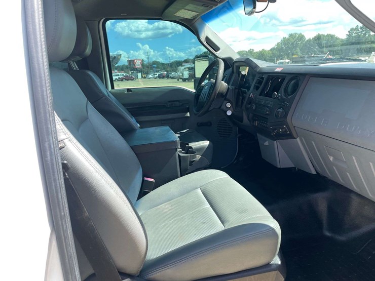 2012-ford-f450-image-19