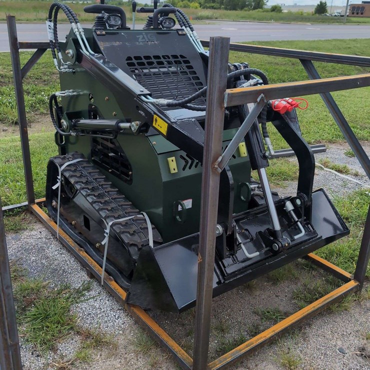 ZJG Mini Skid Steer Loader ZJ-380 (Green) - 15HP