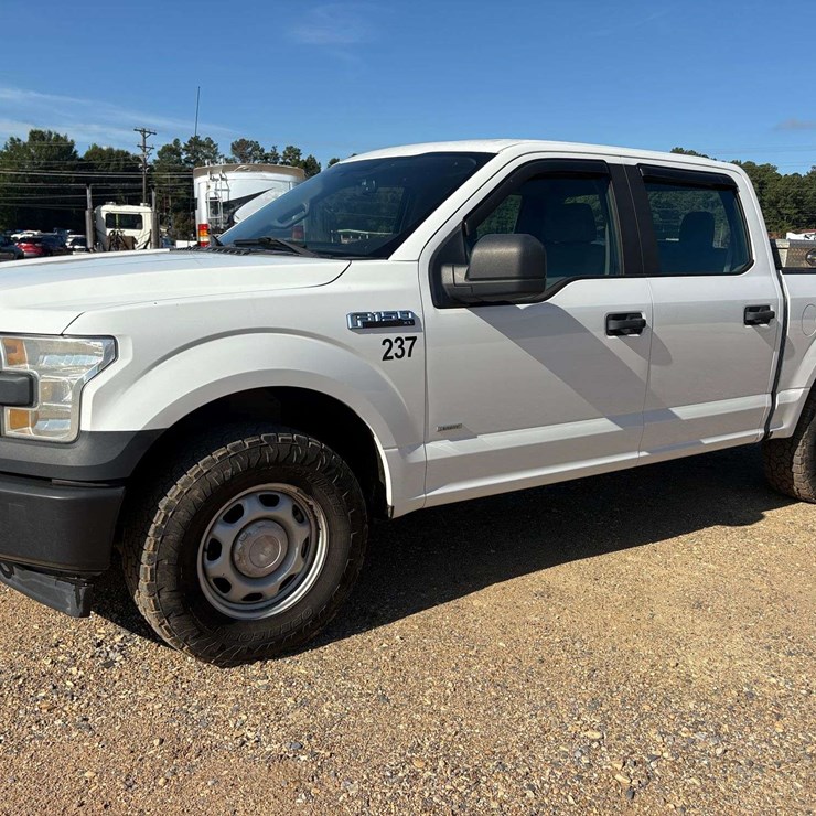 2017 FORD F150