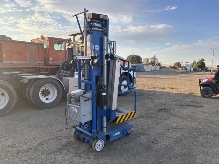 upright-068002-101-man-lift-image-3