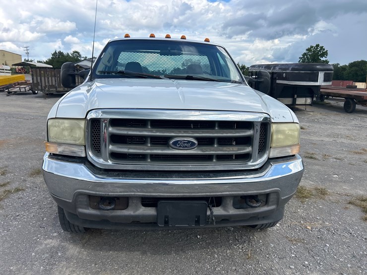 2002-ford-f550-image-8
