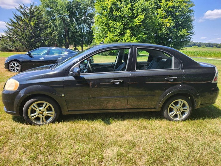 #2810-•-2009-chevrolet-aveo-lt-(has-wi-title)-image-2