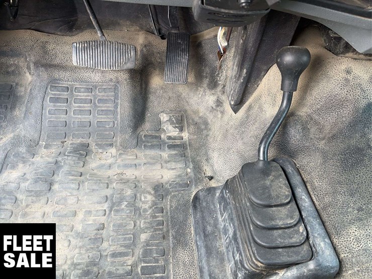 2012-ford-f550-image-18