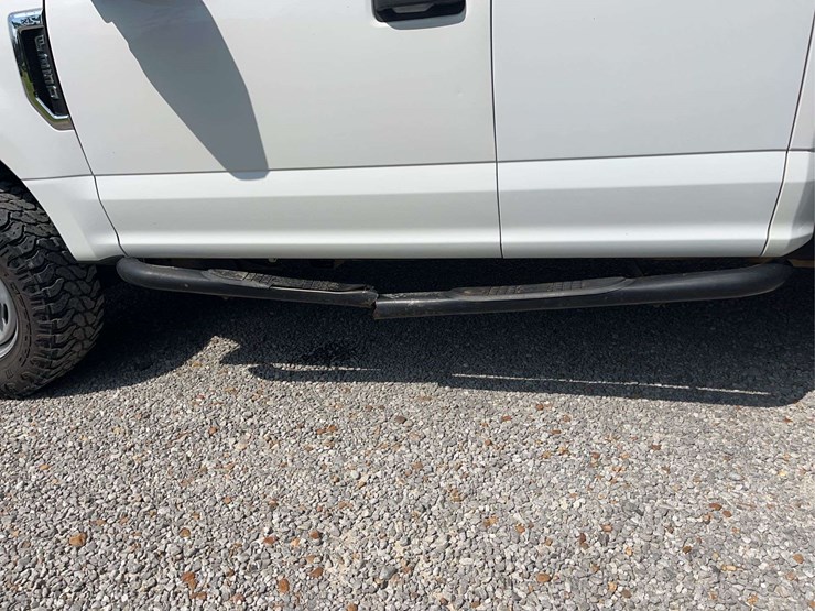 2019-ford-f350-image-24
