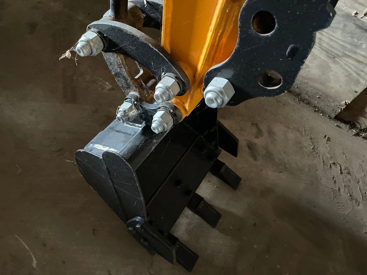#9731-•-future-mini-excavator-image-34
