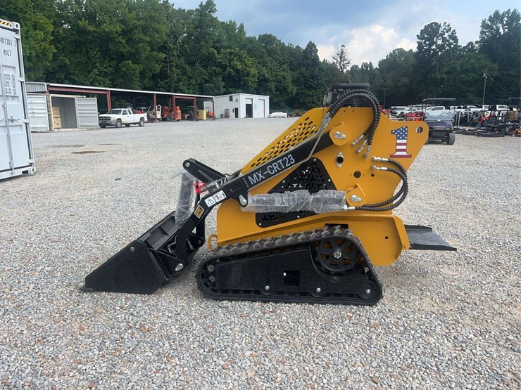 agt-compact-track-loader-image-2