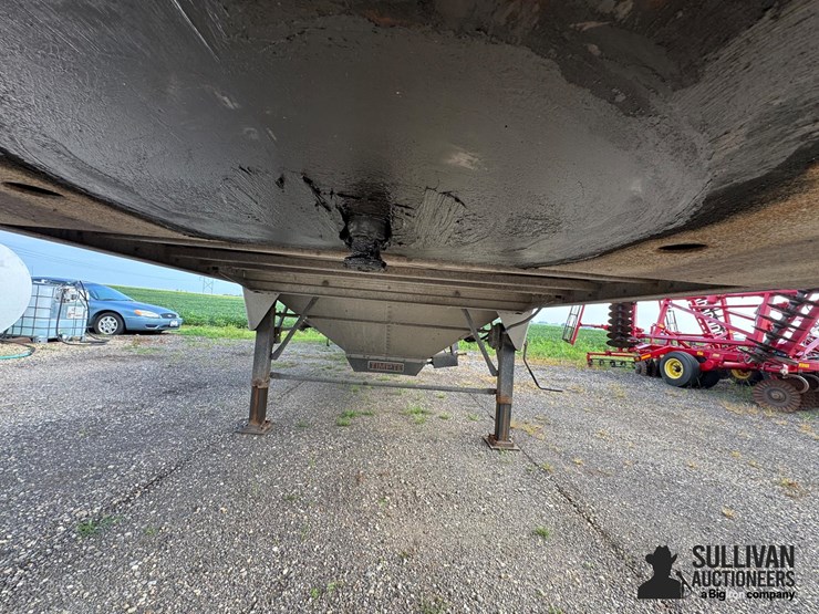 2010-timpte-super-hopper-image-9
