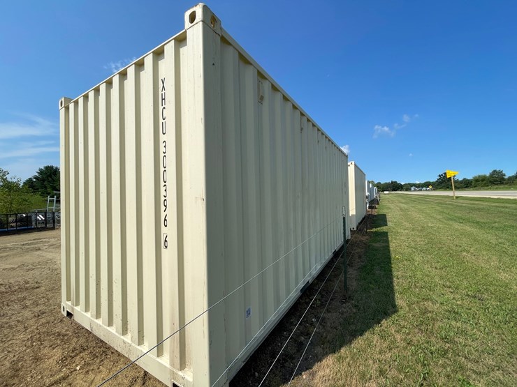 #405-•-20'-shipping-container-image-5