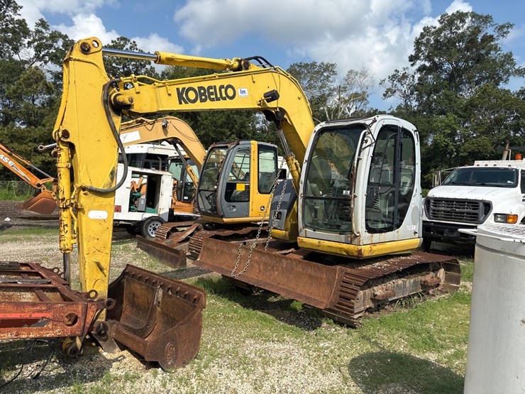 2007-kobelco-sk70sr-image-1