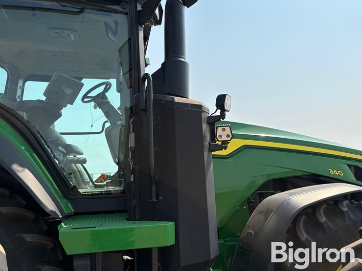2023-john-deere-8r-340-image-17