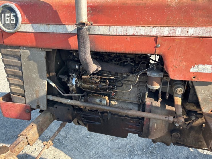 massey-ferguson-165-image-8