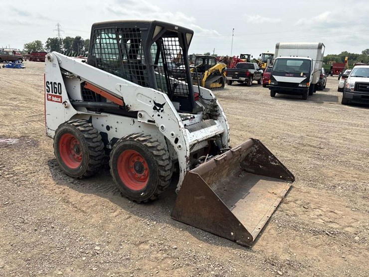 2007-bobcat-s160-image-5