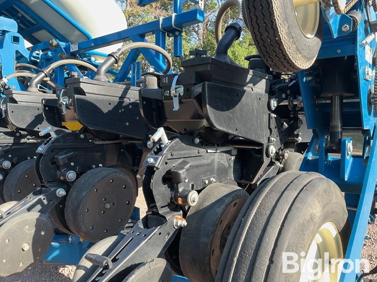 2021-kinze-3605-image-18