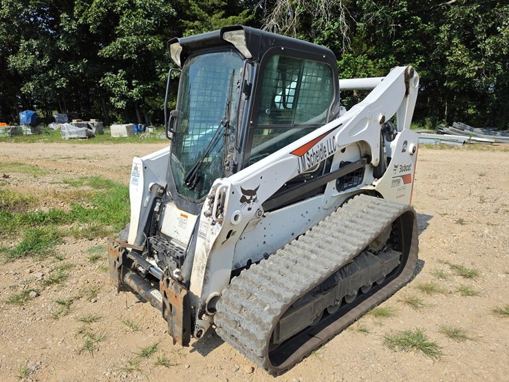 2020-bobcat-t770-image-2
