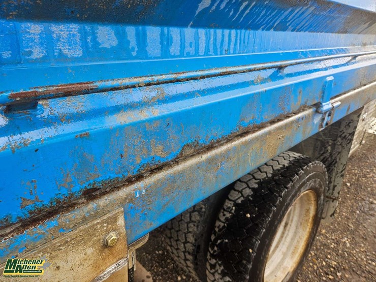 2015-ford-f550-image-35