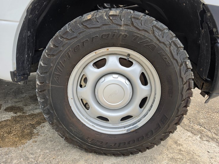 2020-ford-f150-image-17