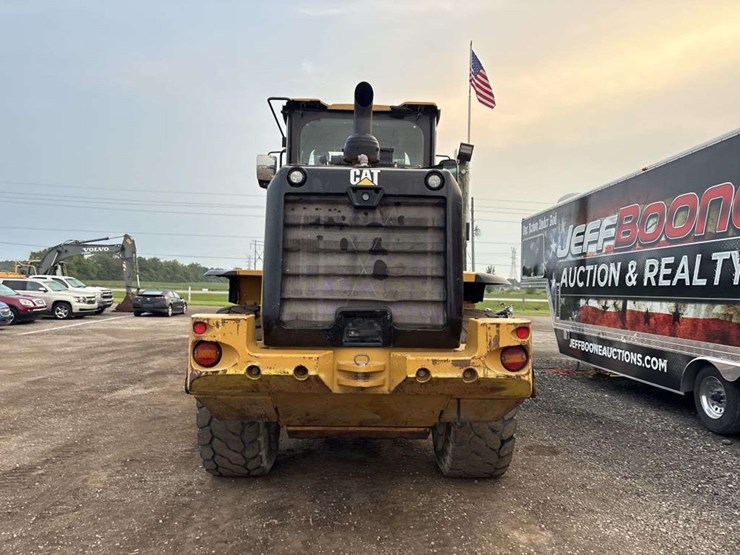 caterpillar-930k-image-3
