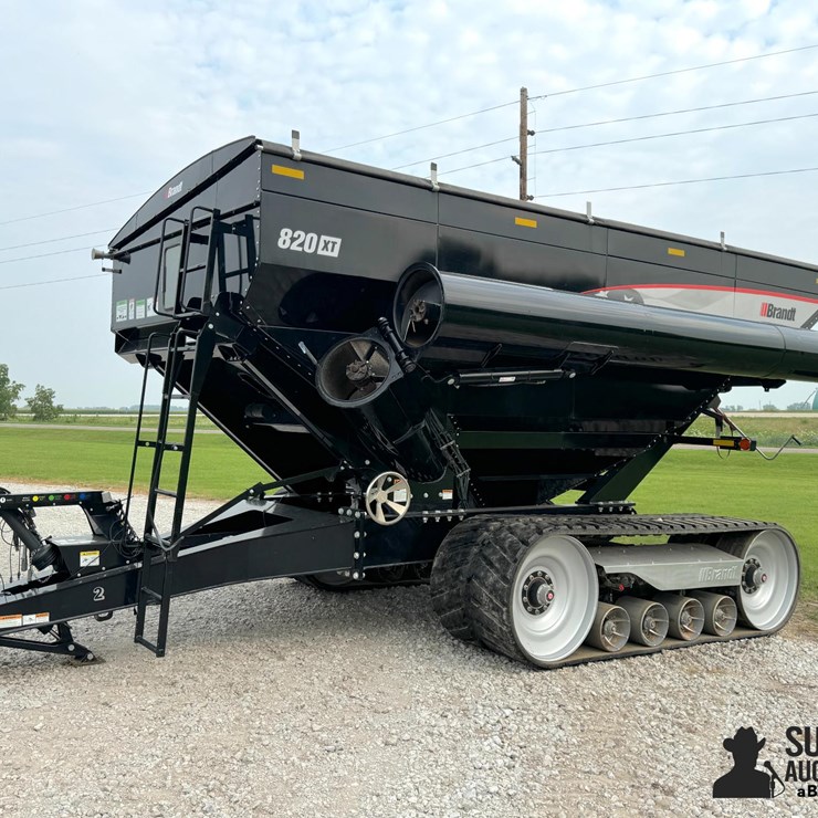 2021 BRANDT 820XT