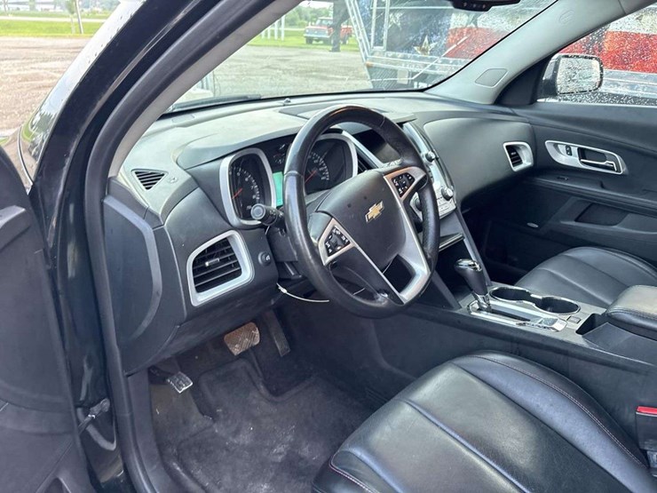 2016-chevrolet-equinox-image-19