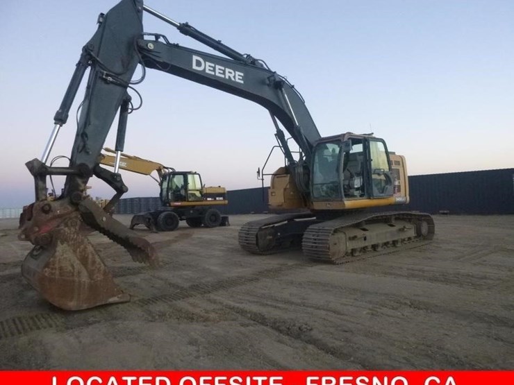 2019-deere-345g-lc-image-1