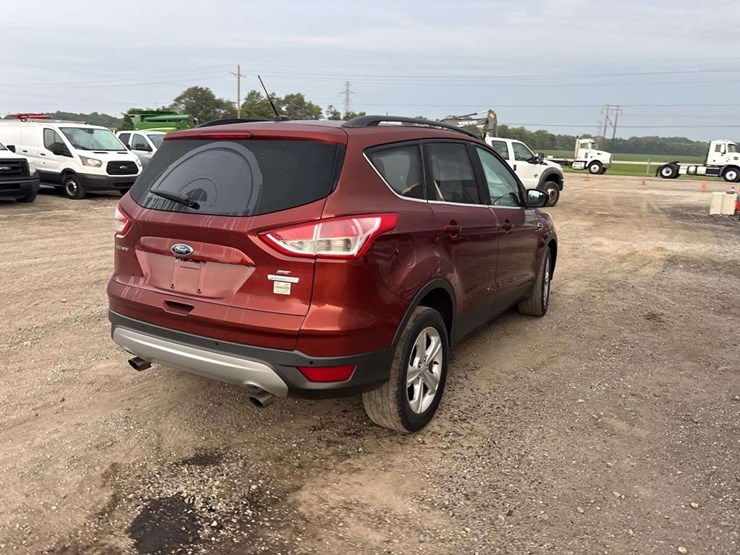 2014-ford-escape-se-image-3