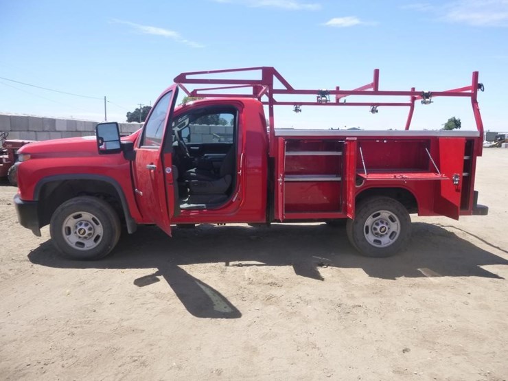 2020-chevrolet-2500-image-7