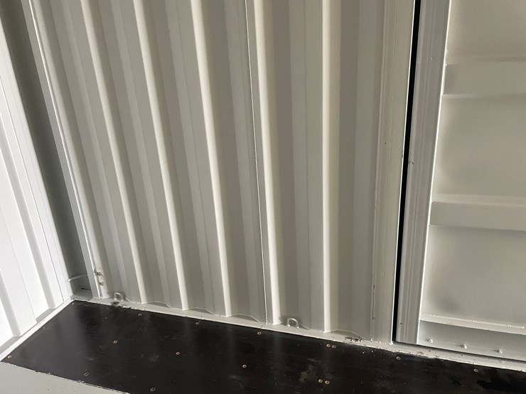 #401-•-40'-high-cube-multi-door-shipping-container-image-21